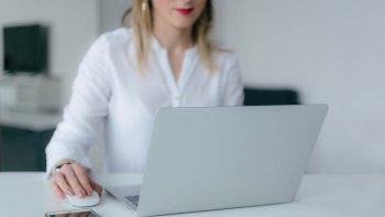 Competitor SEO tracking - 7 easy steps to boost your biz